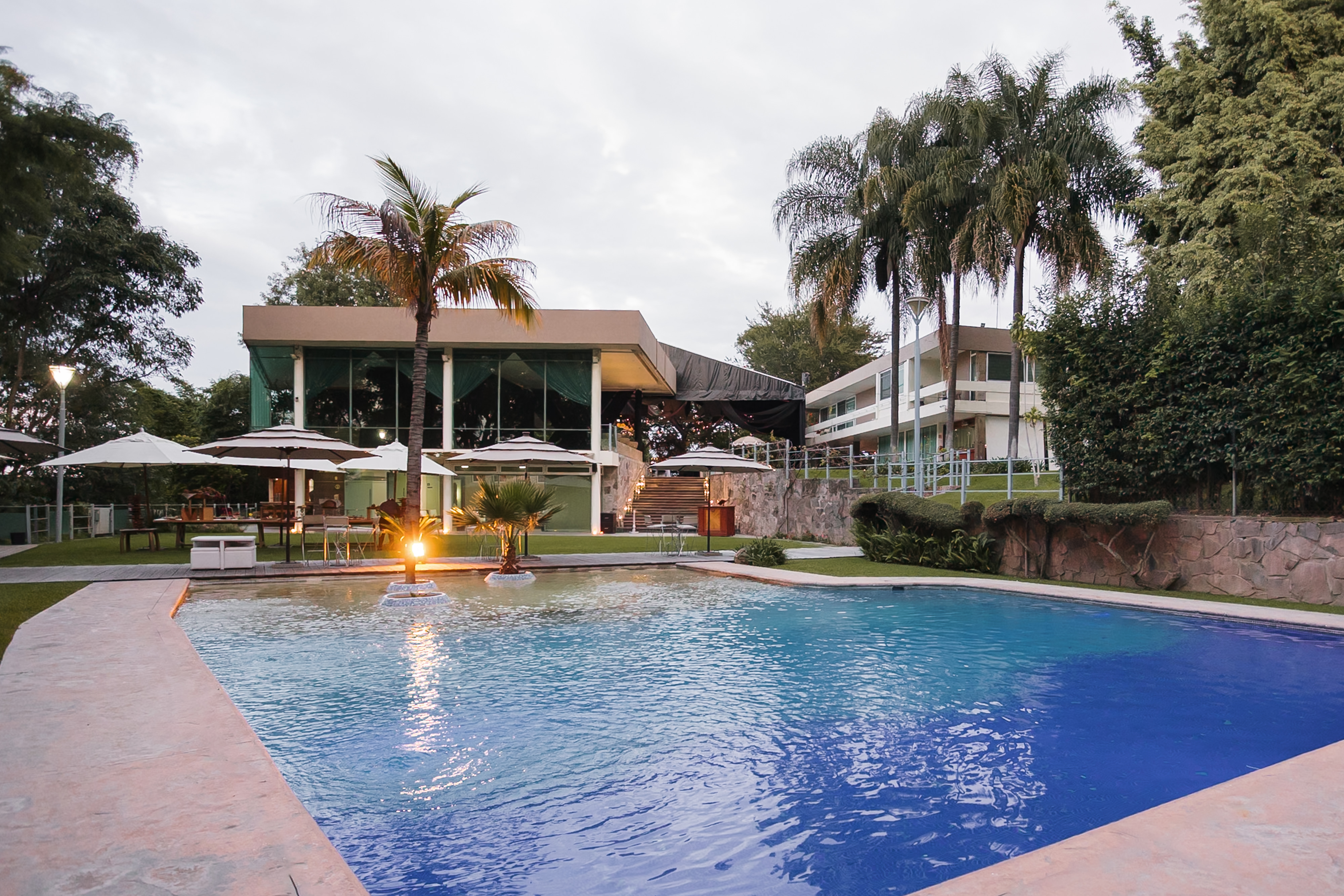 Vista crepuscular del venue